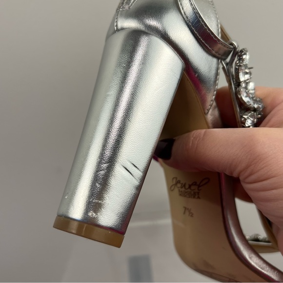 Jewel Badgley Mischka Silver Rhinestone High Heels Size 7.5 - Picture 14 of 16